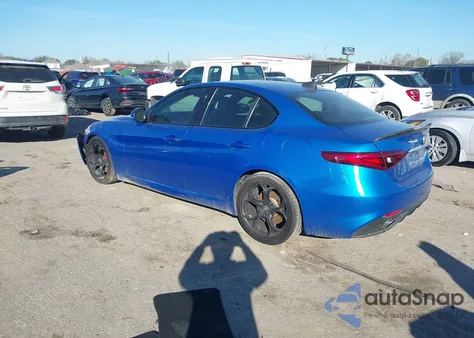 2018 Alfa Romeo Giulia Rwd z USA, uszkodzony, nr VIN ZARFAEBN1J7592813